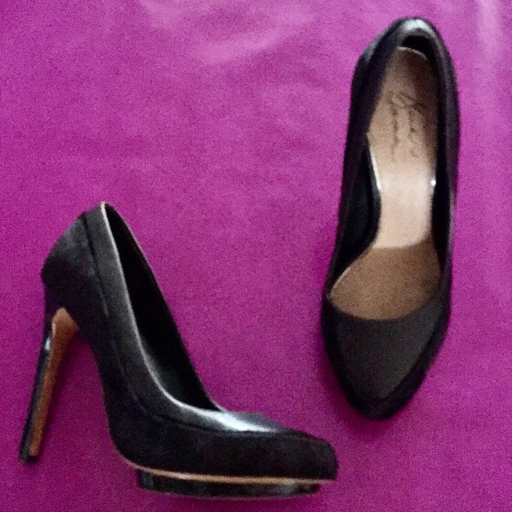 Mark & James by Badgley Mischka platform pumps